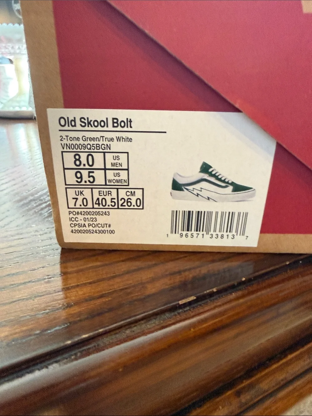Vans low top